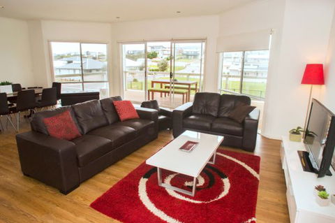 Ocean Sounds - Accommodation Mermaid Beach 5