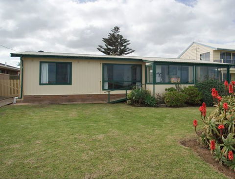 Beach Point - Accommodation Mermaid Beach 1