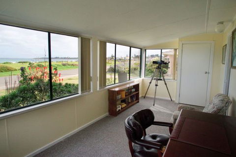 Beach Point - Accommodation Mermaid Beach 3
