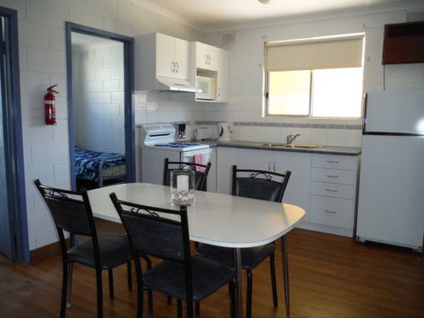 Coobowie Lodge - Accommodation Mermaid Beach 0