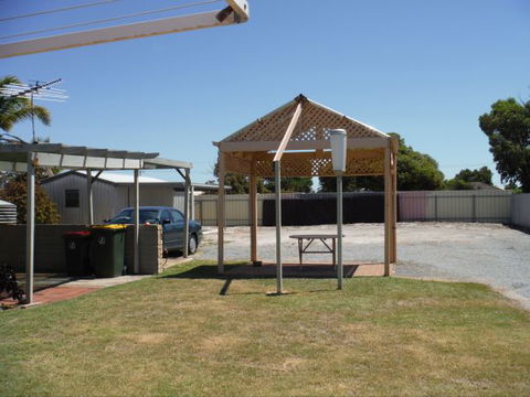 Coobowie Lodge - Accommodation Mermaid Beach 3