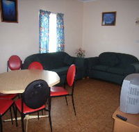 Alonga Waterfront Cottages - Accommodation Mermaid Beach
