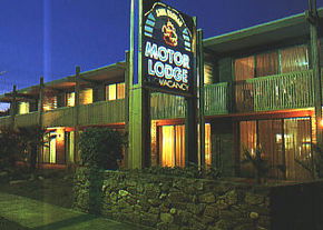 Abel Tasman Motor Inn & Apartments - Accommodation Mermaid Beach 2