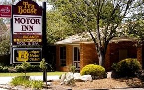Tea House Motor Inn - Accommodation Mermaid Beach 0