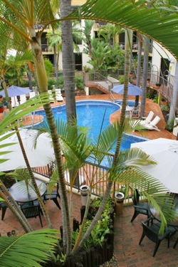 Aussie Resort Burleigh - Accommodation Mermaid Beach 2