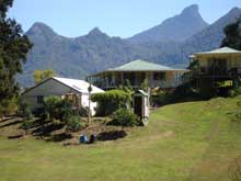 Shambala Bed & Breakfast - Accommodation Mermaid Beach 1