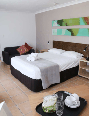 Sunshine Beach Resort - Accommodation Mermaid Beach 5