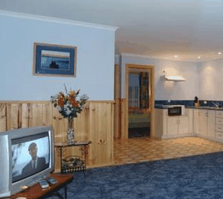 Anchor Down Cottages - Accommodation Mermaid Beach 1