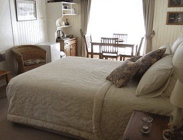Beauty Point Cottages - Accommodation Mermaid Beach