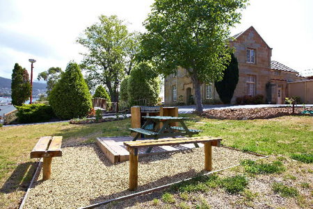 Quest Trinity House - Accommodation Mermaid Beach 1
