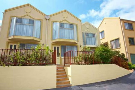 Quest Trinity House - Accommodation Mermaid Beach 3