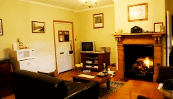Crabtree House Heritage Suites - Accommodation Mermaid Beach