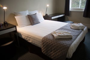 The Grand Hotel - Accommodation Mermaid Beach 0