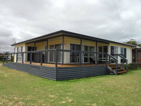 Sea Escape - Accommodation Mermaid Beach 3