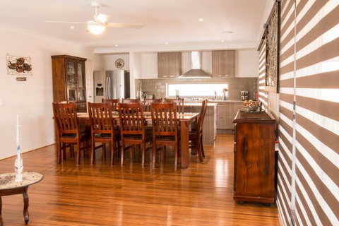 Sea Escape - Accommodation Mermaid Beach 9