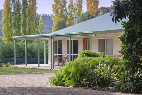 Brookfield Guesthouse - Accommodation Mermaid Beach 0
