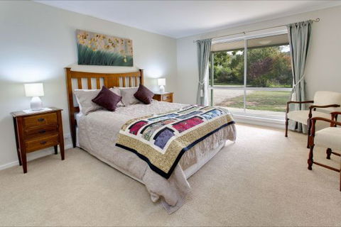 Brookfield Guesthouse - Accommodation Mermaid Beach 2