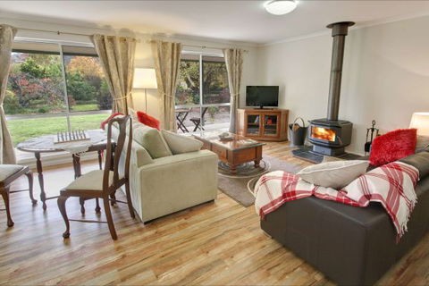 Brookfield Guesthouse - Accommodation Mermaid Beach 3