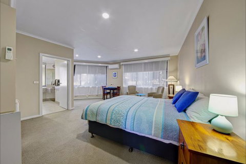 Central Deborah Motel - Accommodation Mermaid Beach 1