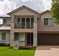 Como Bed and Breakfast - Accommodation Mermaid Beach