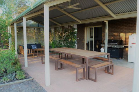 Coongalena View - Accommodation Mermaid Beach 9