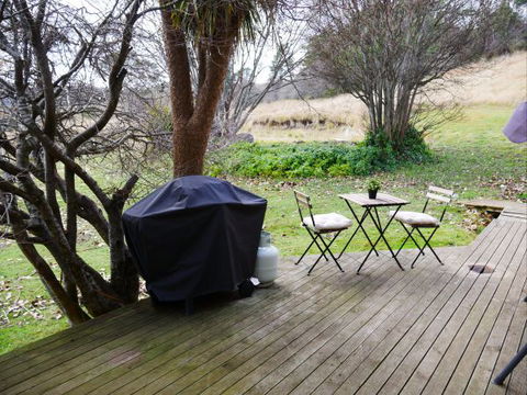 La Perrie Chalet Bed And Breakfast - Accommodation Mermaid Beach 9