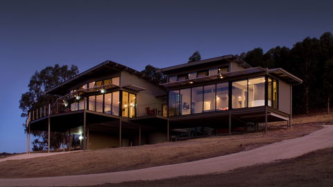 McLaren Eye - Accommodation Mermaid Beach 0