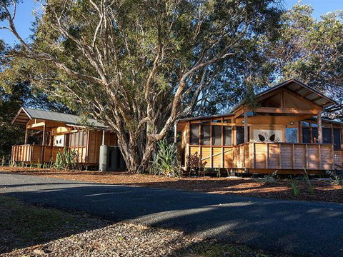 Minjerribah Camping EcoShacks - Accommodation Mermaid Beach 2
