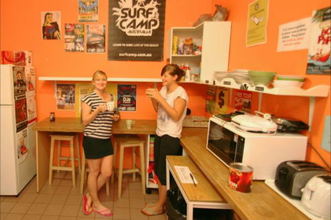Zing! Backpackers Hostel - Accommodation Mermaid Beach 4