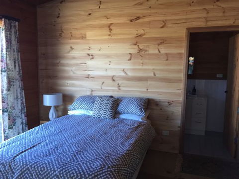 Gunya - Accommodation Mermaid Beach 7