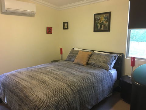 Kangaroo Hollow Preston Beach - Accommodation Mermaid Beach 4