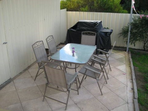 Laubelna's - Accommodation Mermaid Beach 8