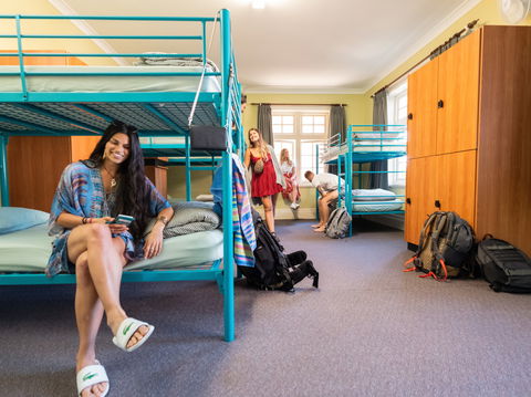 Newcastle Beach YHA - Accommodation Mermaid Beach 2