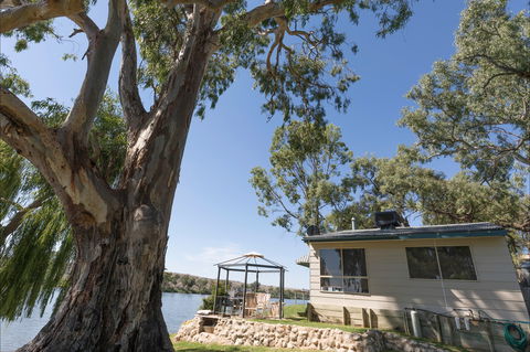 Serenity Now - Accommodation Mermaid Beach 1