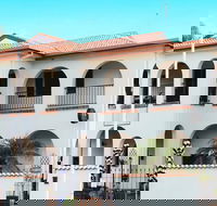 The Med Crescent Head - Accommodation Mermaid Beach