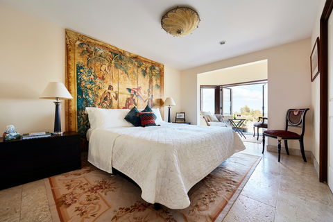 The Church House Gourmet Retreat - Accommodation Mermaid Beach 6