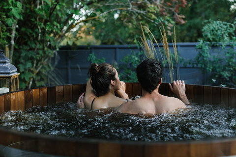 Acre Of Roses - Accommodation Mermaid Beach 6