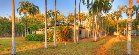 Batchelor Holiday Park - Accommodation Mermaid Beach 2