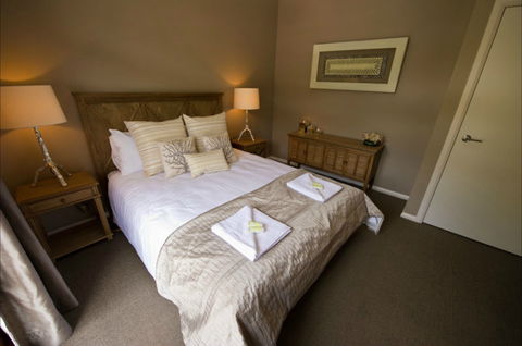 Berowra Waters Penthouse - Accommodation Mermaid Beach 0