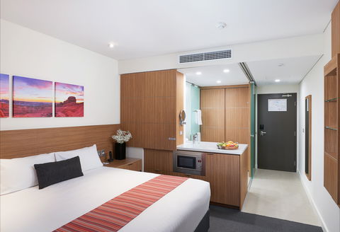 Country Comfort Perth - Accommodation Mermaid Beach 2