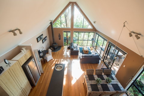 Curious Cottages - Accommodation Mermaid Beach 0