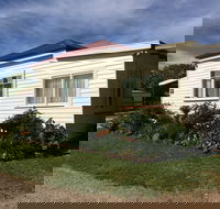 Fairview Bed and Breakfast Cottage - Accommodation Mermaid Beach