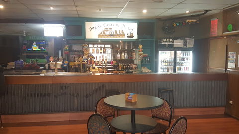Great Eastern Hotel Motel Young - Accommodation Mermaid Beach 1