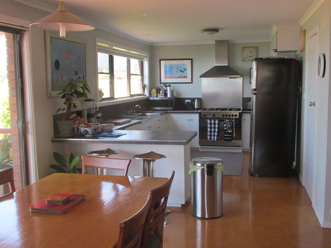 High On Penguin - Accommodation Mermaid Beach 4