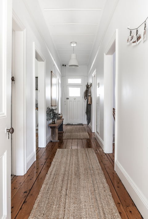Hold Cottage - Accommodation Mermaid Beach 0