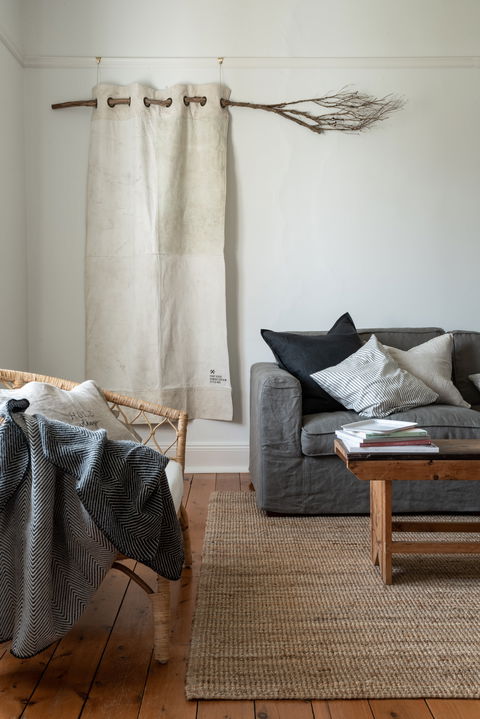 Hold Cottage - Accommodation Mermaid Beach 1