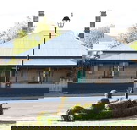 Raffah House - Accommodation Mermaid Beach