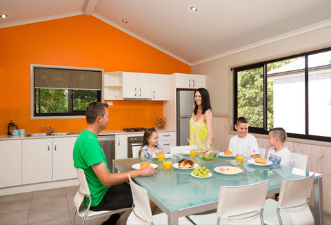 Burleigh Beach Tourist Park - Accommodation Mermaid Beach 0