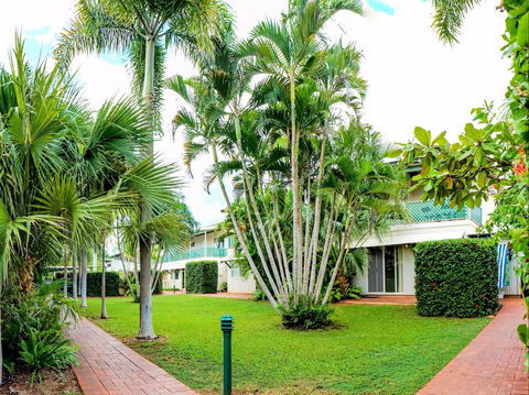 Cable Beachside Villas - Accommodation Mermaid Beach 0