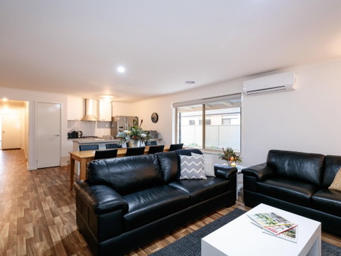 Faraday On Avoca - Accommodation Mermaid Beach 1